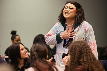 Kwaga entertains a crowd