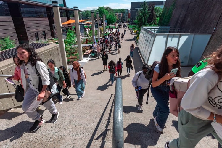 students walking around UTSC campus